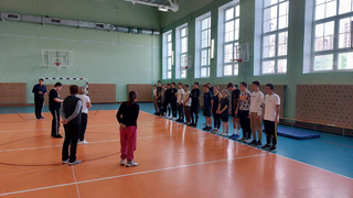 Сотни школьников сдали нормы ГТО в Саратове
