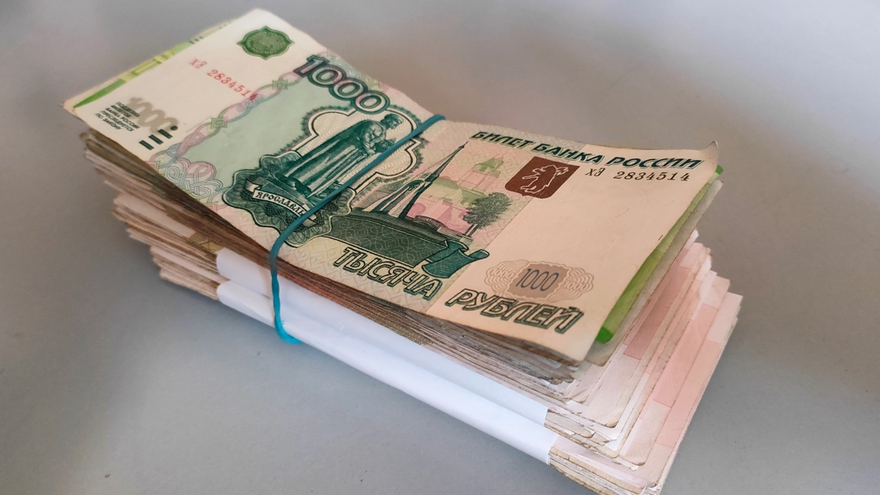 Саратовские власти сообщили о росте средней заплаты в промышленности до 59 тысяч рублей