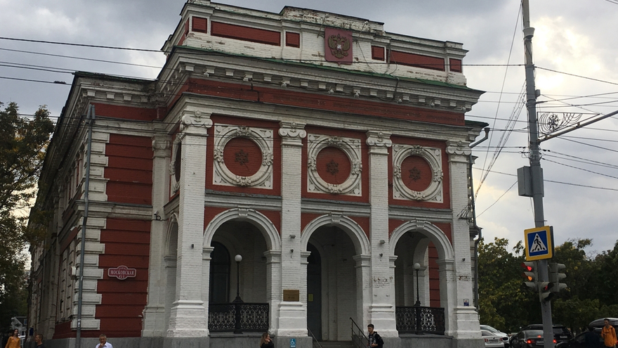 Саратовские власти попросили денег на 11 памятников архитектуры