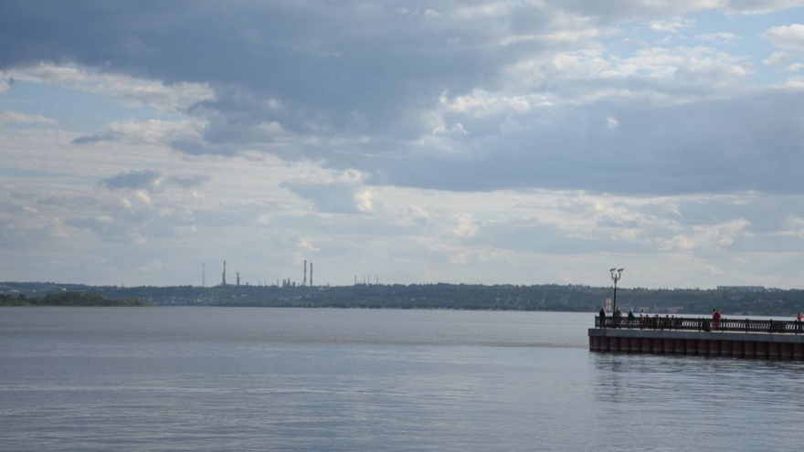 Уровень воды в Волге в районе Саратова поднялся почти до 14 метров