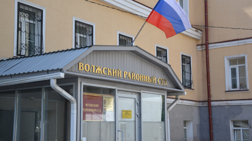 Суд не стал арестовывать подозреваемого во взятке начальника саратовской колонии