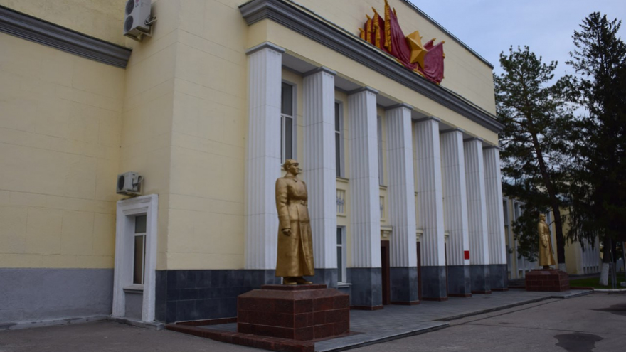 Замдиректора Росгвардии проверил подготовку к СВО в саратовском военном институте