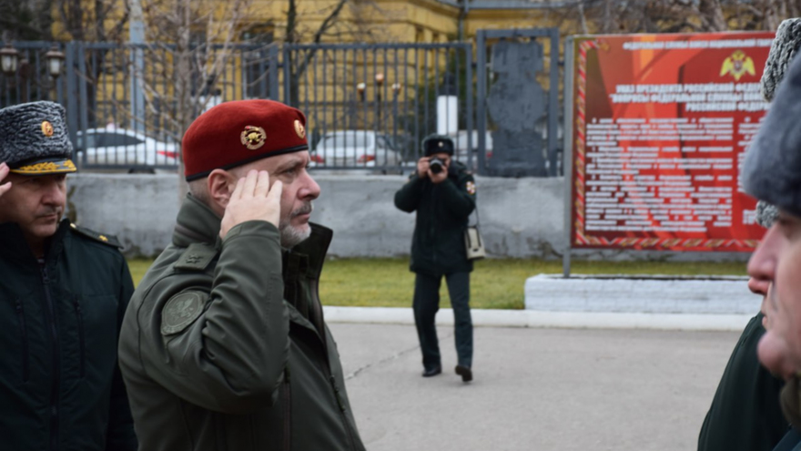 Замдиректора Росгвардии проверил подготовку к СВО в саратовском военном институте