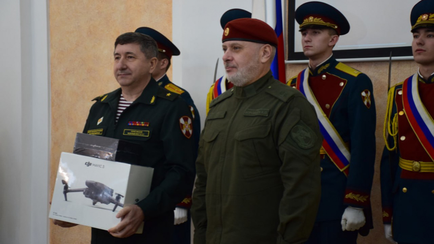 Замдиректора Росгвардии проверил подготовку к СВО в саратовском военном институте