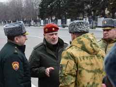 Замдиректора Росгвардии проверил подготовку к СВО в саратовском военном институте