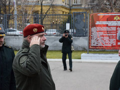 Замдиректора Росгвардии проверил подготовку к СВО в саратовском военном институте