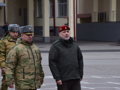 Замдиректора Росгвардии проверил подготовку к СВО в саратовском военном институте