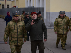Замдиректора Росгвардии проверил подготовку к СВО в саратовском военном институте