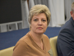 Снегопад в Саратове: мэр Лада Мокроусова нашла персональных ответственных за уборку города