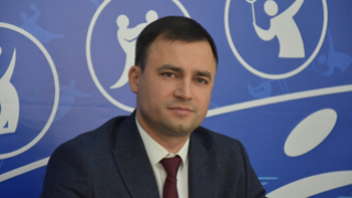 Министр Дубовенко объяснил, почему Сокол и Кристалл проигрывают