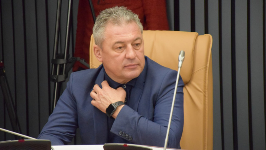 Скрываются недоработки чиновников: министр Петаев отчитывается о скоростном трамвае в Саратове