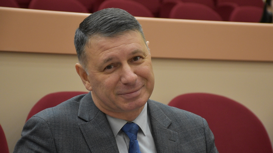 Провал отличников на ЕГЭ: министр пригрозил увольнением директорам школ