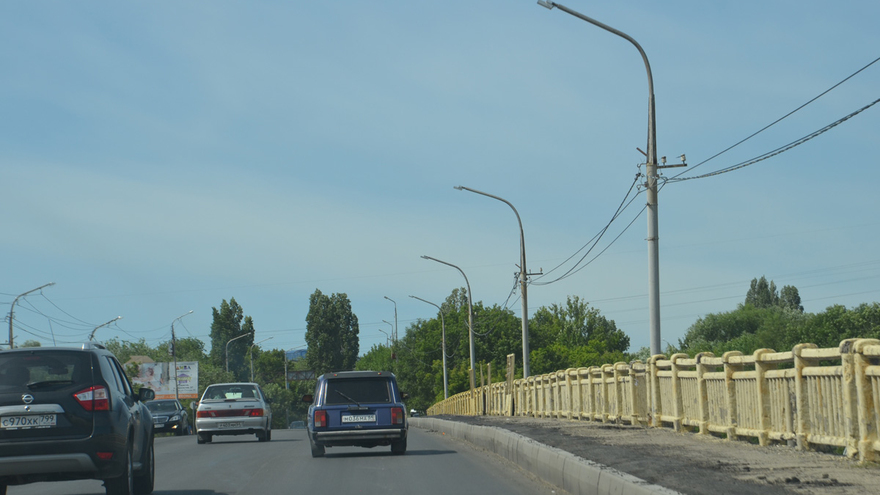 В Саратове часть Алтынского моста закрывают на ремонт