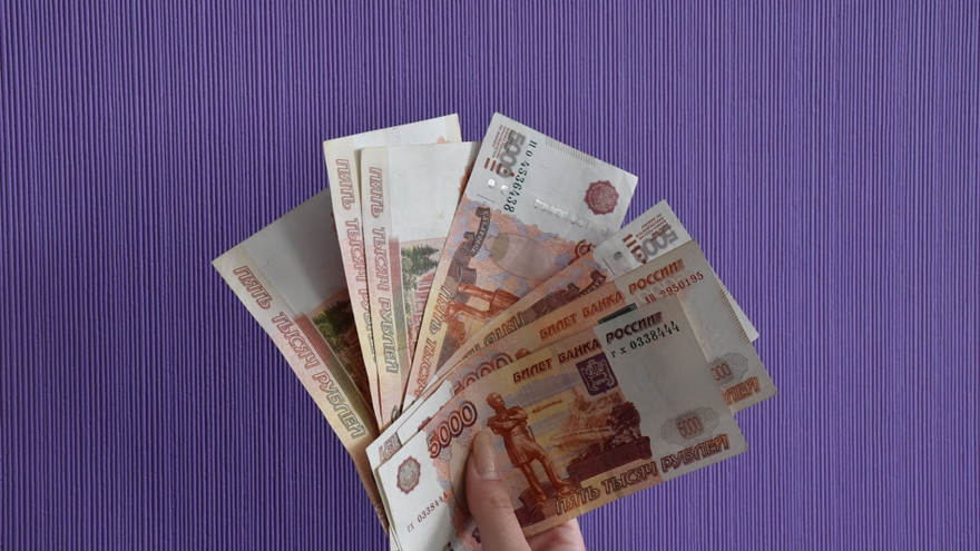 Женщина инвестировала почти 1,5 миллиона, а вернула только 30 тысяч