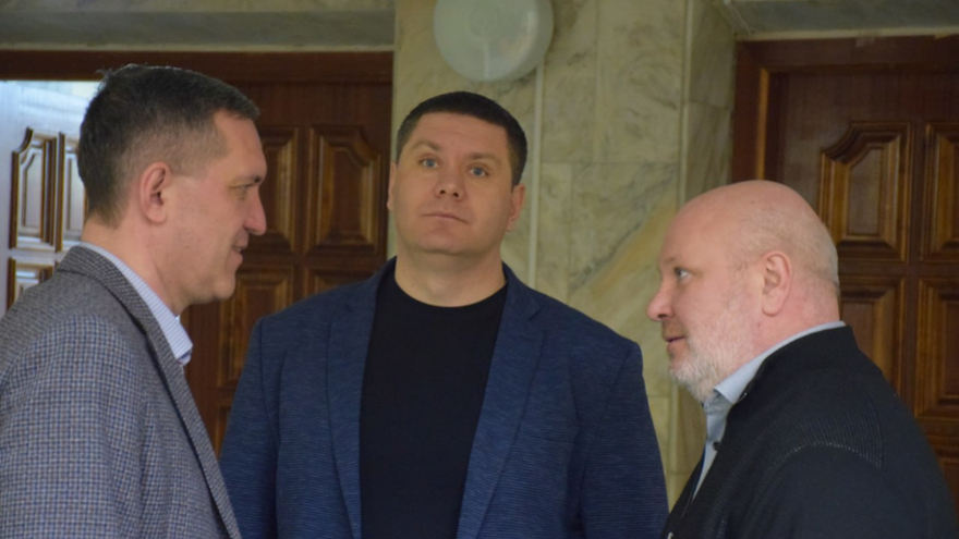 Медиков-пенсионеров из саратовских сел освободят от оплаты коммунальных услуг: бюджет потратит на это 40 миллионов