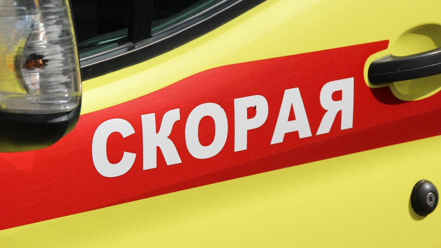 В Саратове студент упал с третьего этажа общежития