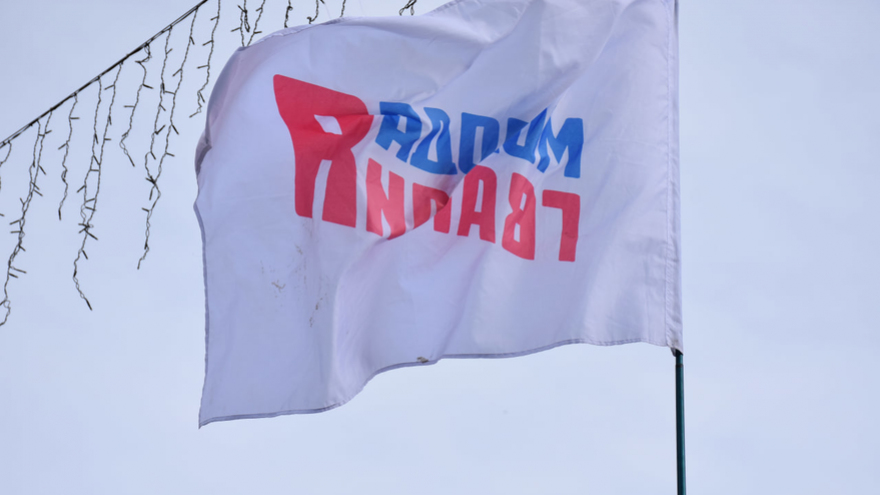 Тысячи людей пришли на крымский митинг в центре Саратова