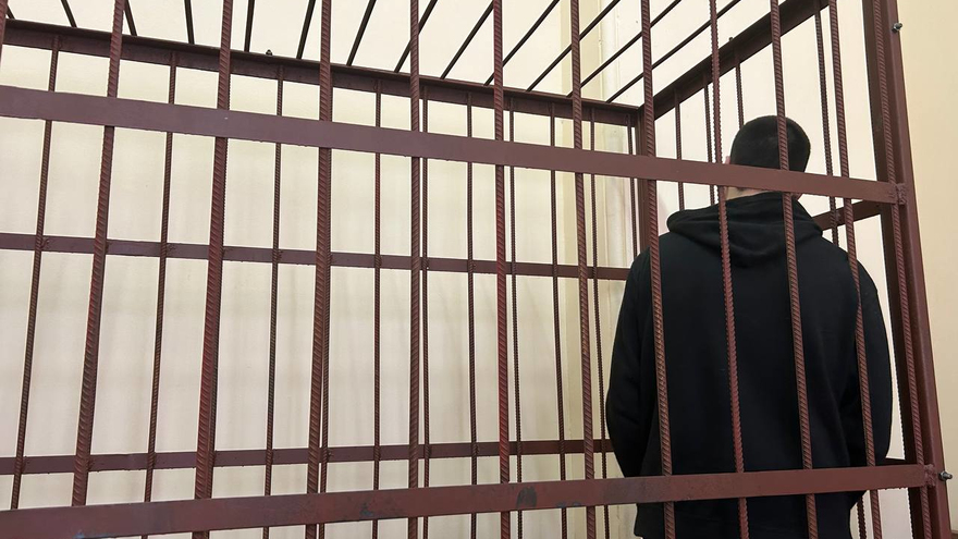 Саратовский суд отправил в строгую колонию организатора банды сутенеров