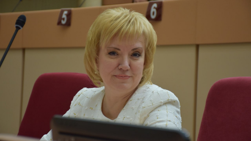 Саратовские депутаты обяжут себя чаще встречаться с населением, но ответственности за прогулы не будет
