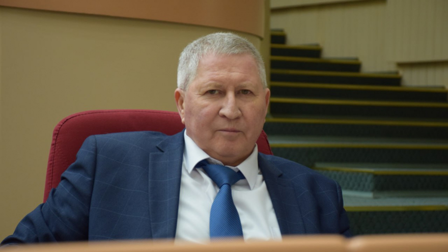 Саратовские депутаты обяжут себя чаще встречаться с населением, но ответственности за прогулы не будет