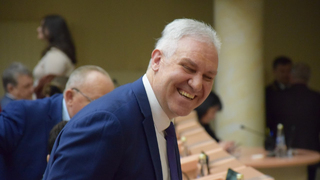Ответственный за бюджет Саратовской области поддержал рыночную экономику, но призвал использовать советский лозунг