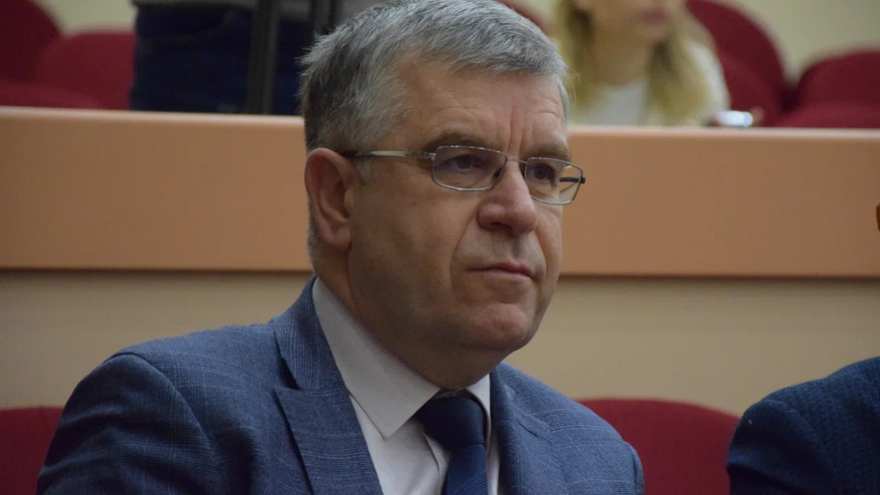 Проректор СГУ Малинский покинул общественный совет областной думы