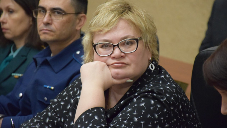 В Саратовской области переехавшим в села учителям заплатят по миллиону