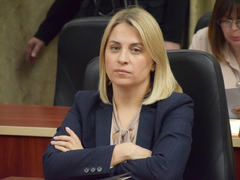 В Саратовской области переехавшим в села учителям заплатят по миллиону