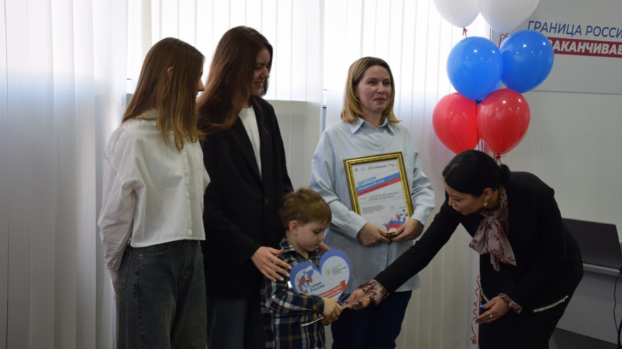 По 150 гендеров для нас недопустимо: в Саратове открылся форум Семья – основа государства