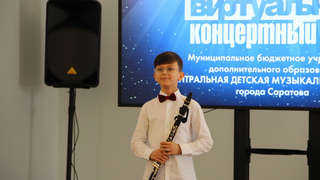 В Саратове открыли виртуальный концертный зал за 700 тысяч рублей: там показывают концерты по телевизору