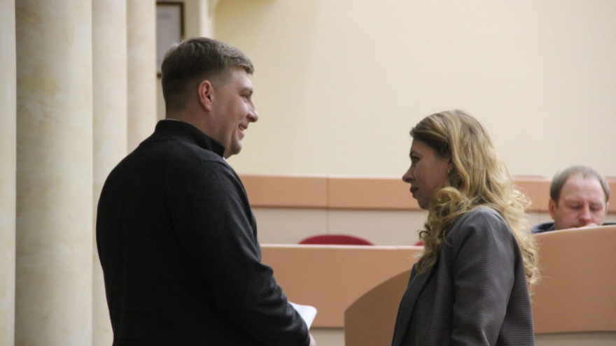 Саратовским депутатам потребовалась пауза, чтобы осознать бюджетные поправки на 5 миллиардов