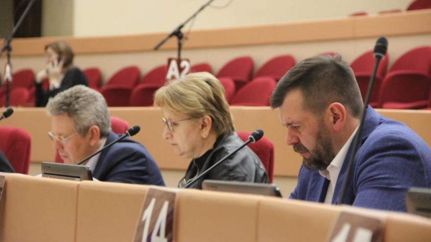 Саратовским депутатам потребовалась пауза, чтобы осознать бюджетные поправки на 5 миллиардов