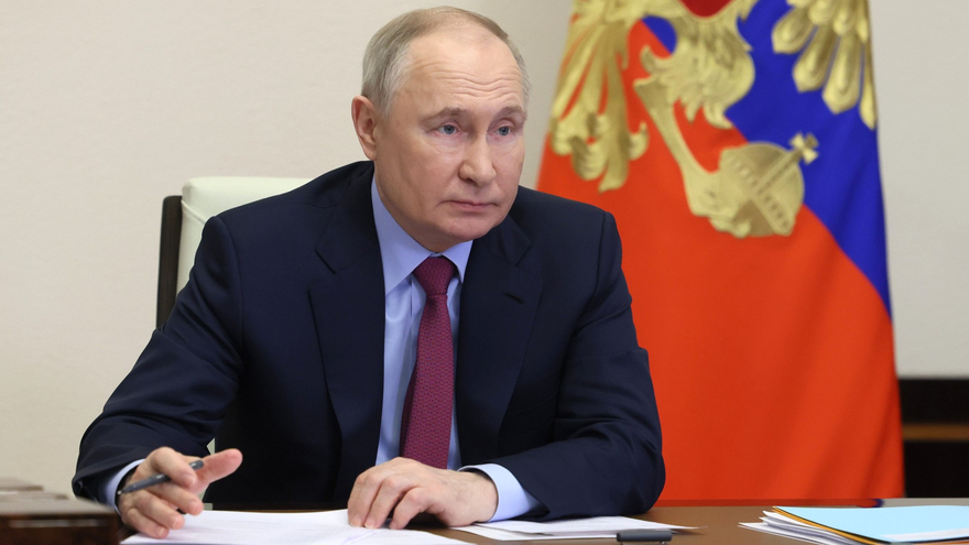 Владимир Путин присвоил почетное звание саратовскому водителю