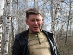 Губернатор Бусаргин высаживал сосны на Кумысной поляне