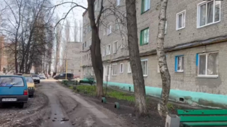 Вода стоит по колено: жители Балашова пожаловались депутату Воробьеву на состояние дворов