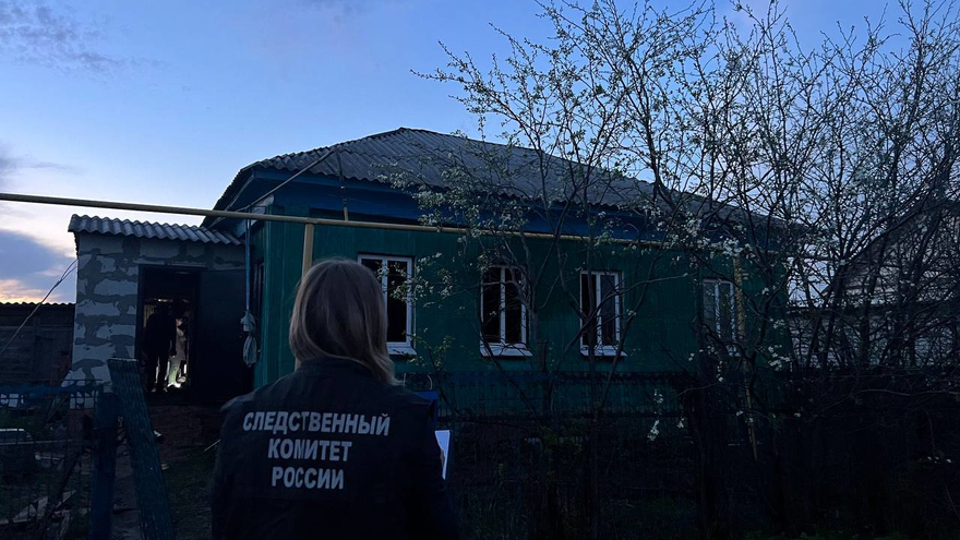 Неосторожное курение: в горевшем доме нашли труп мужчины
