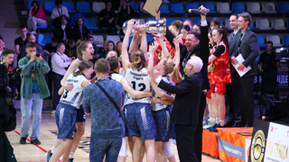 В Саратове наградили победителей чемпионата КЭС-Баскет