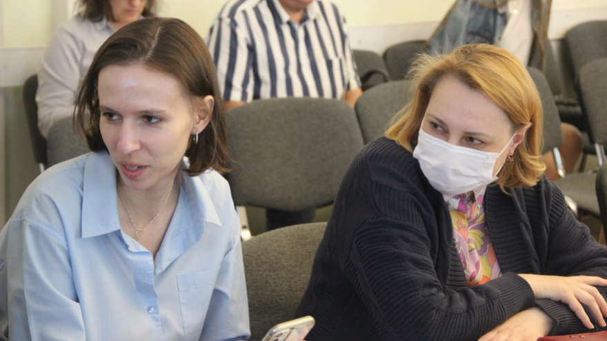 Власти надеются до лета получить проект ремонта убитой дороги на Братьев Никитиных (его должны были сделать еще к весне)