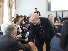 Власти надеются до лета получить проект ремонта убитой дороги на Братьев Никитиных (его должны были сделать еще к весне)