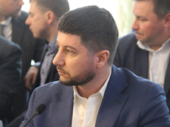 Власти надеются до лета получить проект ремонта убитой дороги на Братьев Никитиных (его должны были сделать еще к весне)