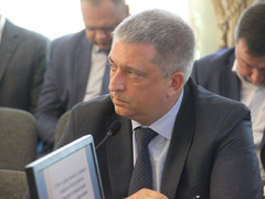 Власти надеются до лета получить проект ремонта убитой дороги на Братьев Никитиных (его должны были сделать еще к весне)