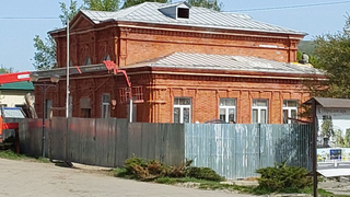Министр объяснил задержку реставрации дома-памятника в Вольске объективными причинами