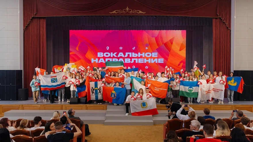 Саратовская делегация заняла 1 место на Всероссийской школьной весне