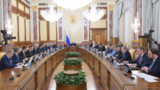 Правительство России сложило полномочия перед новоизбранным Президентом
