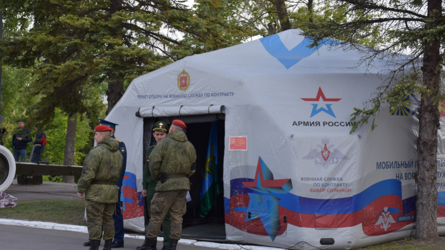День Победы 2024. В Саратове почтили память защитников