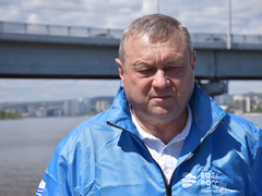 Юлия Михалкова, министры и федеральный чиновник собирали мусор на пляже под мостом
