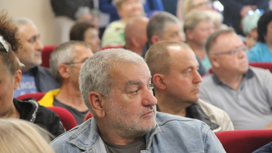 В администрации обсудили неприглядные ларьки у Сенного рынка