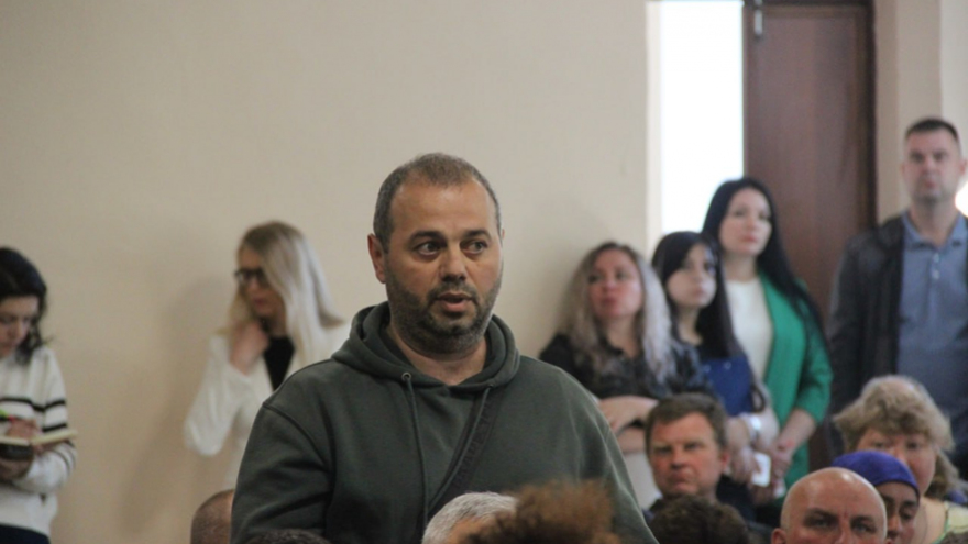 В администрации обсудили неприглядные ларьки у Сенного рынка
