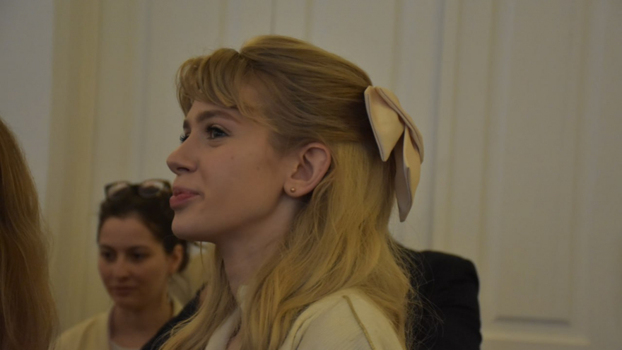 Алена Апина участвует в съемках Комбинации в Саратове