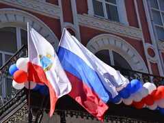 Саратовские выпускники расплакались на Последнем звонке